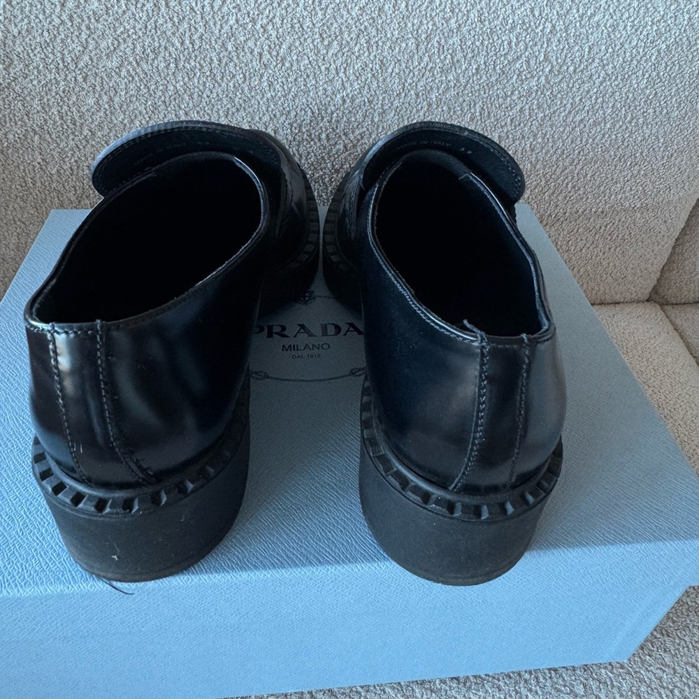 Prada Women Black Loafers - Picture 4 of 6